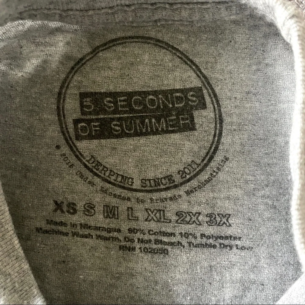 5 Seconds of Summer Short Sleeve Tee - Picture 3 of 3